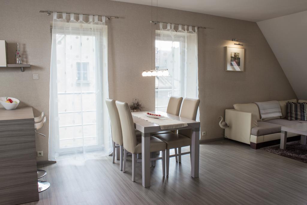 Modern Apartment Освенцим Номер фото